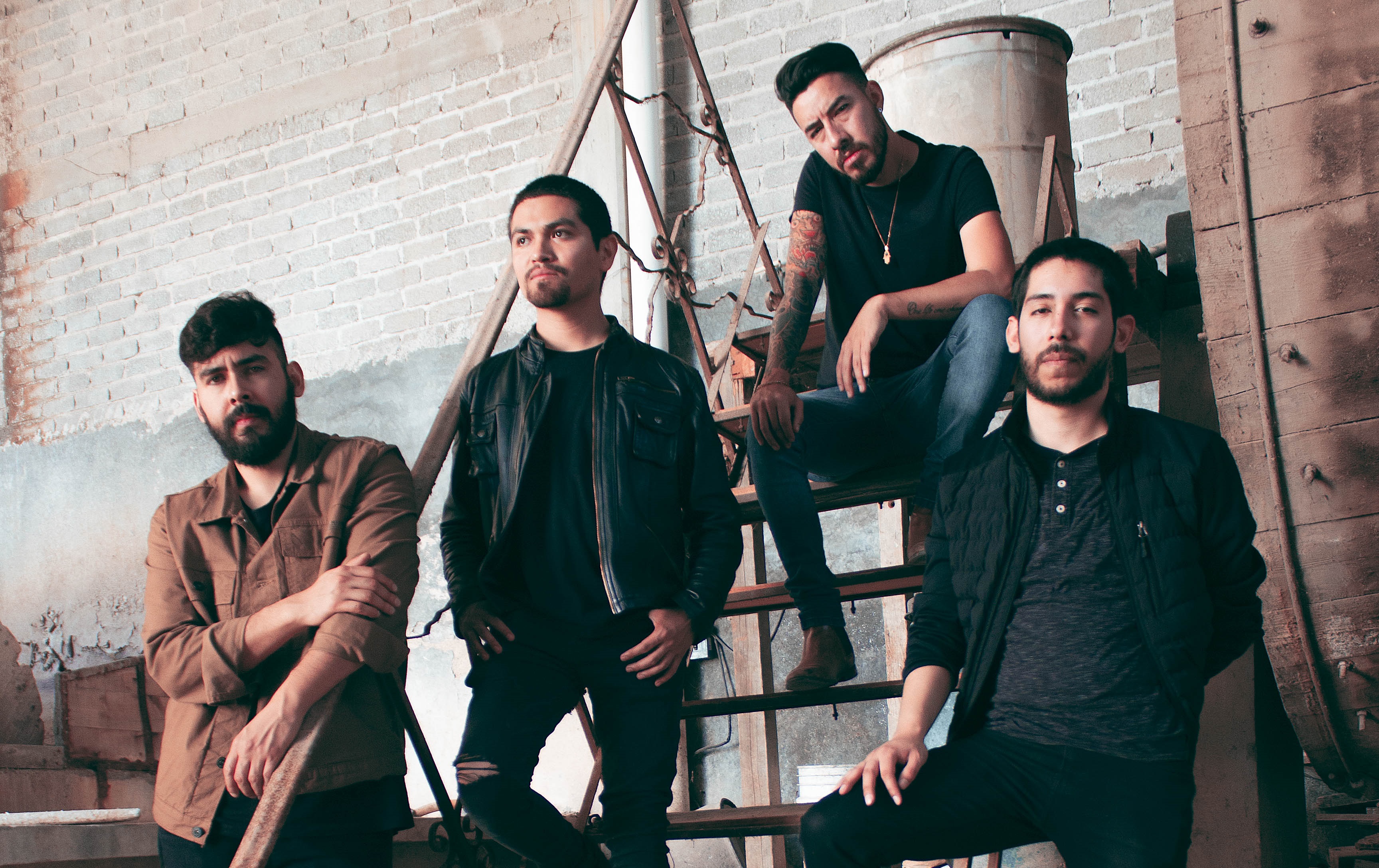 Waterfalls presenta su sencillo «Momentos»