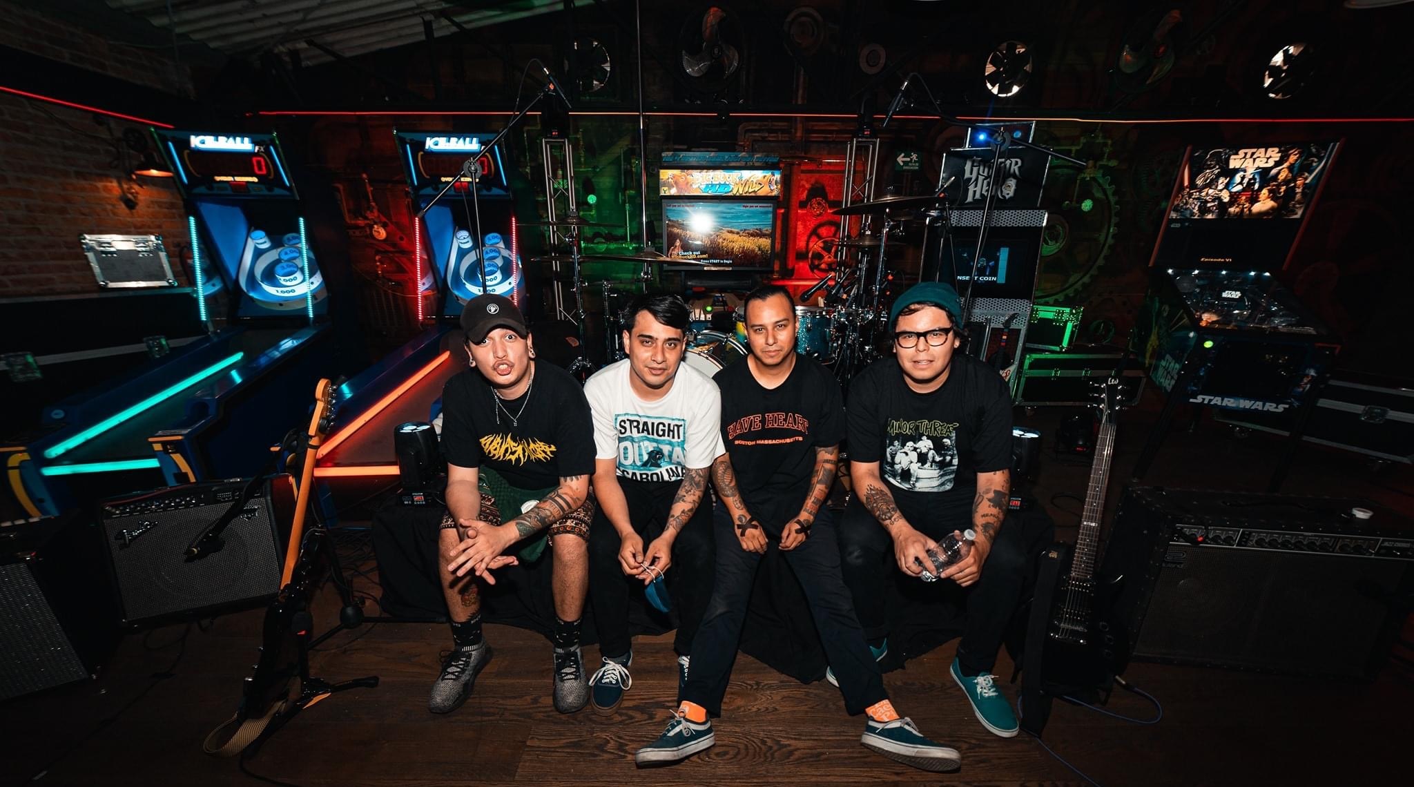 Camiches lanza iniciativa con el video «Los perros van al cielo»