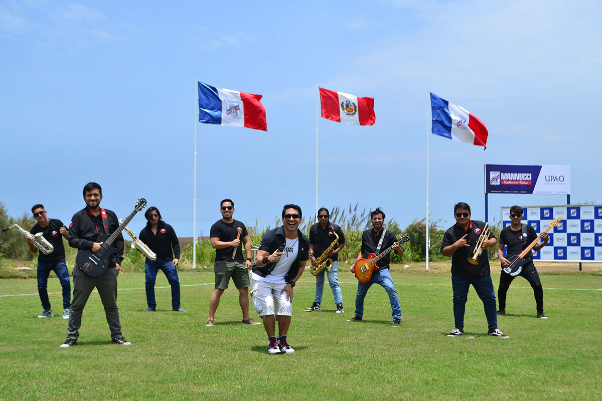 La historia de Mr. Pucho en su nuevo sencillo “Nave”