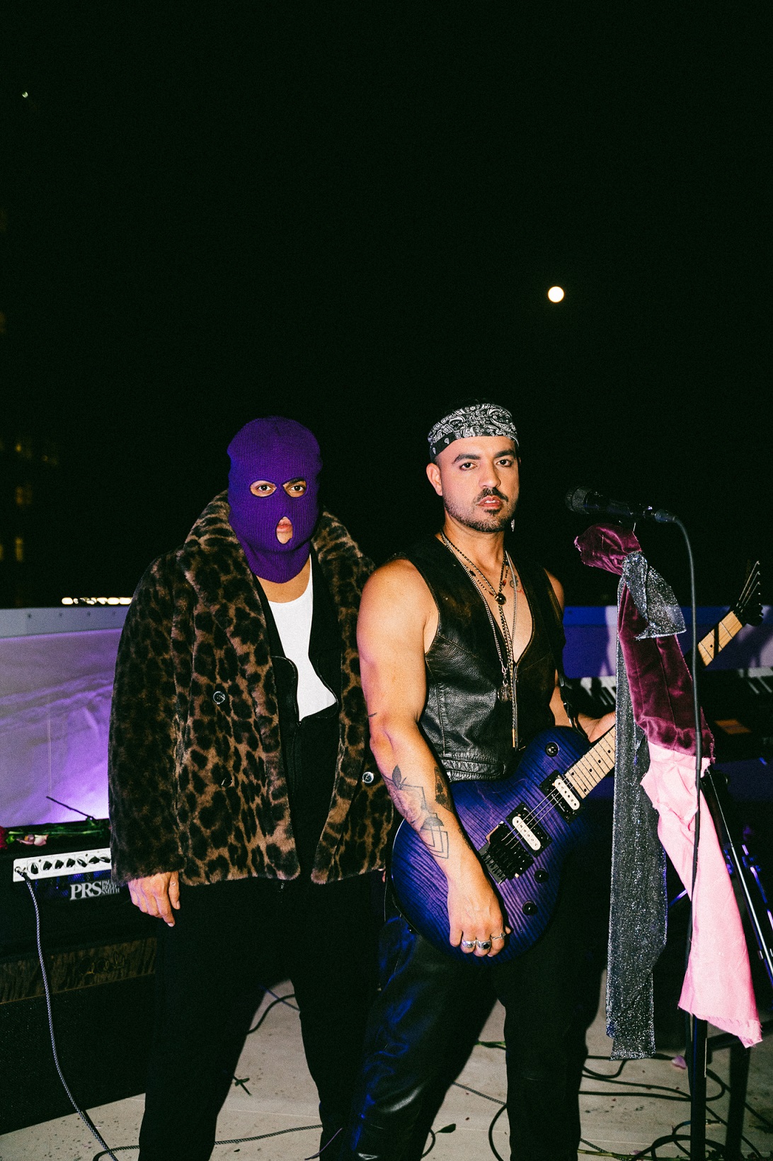 COASTCITY lanza «Purple & Prince», una balada romántica inspirada en los 80