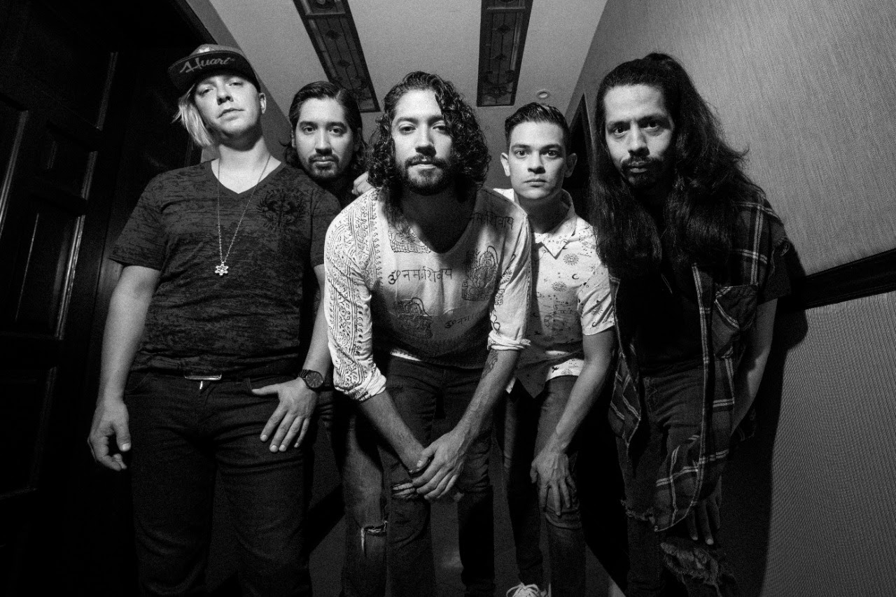 The Revies estrenan «War Machine»