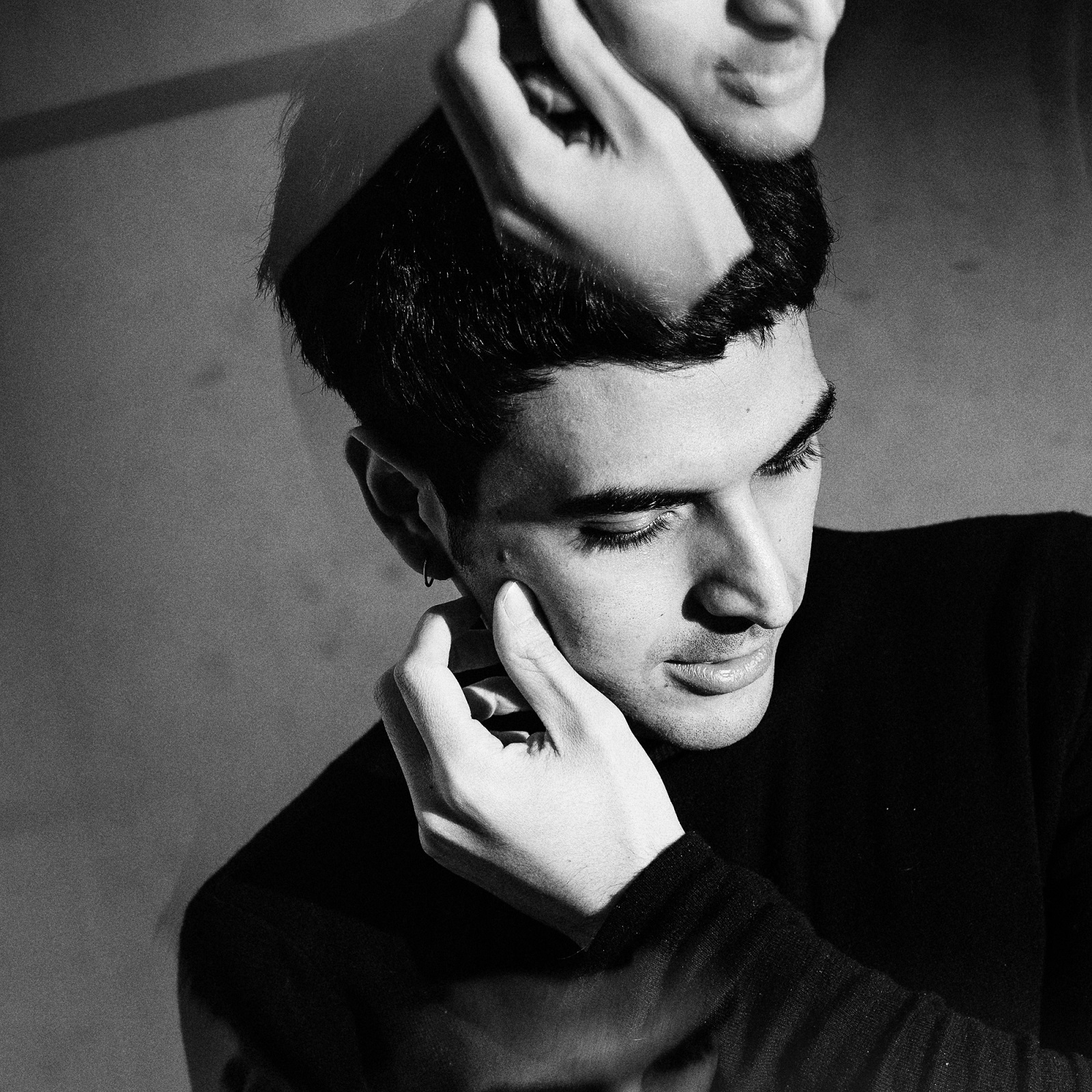 “De 0 a 100”, el primer video musical de El Primer Extranjero