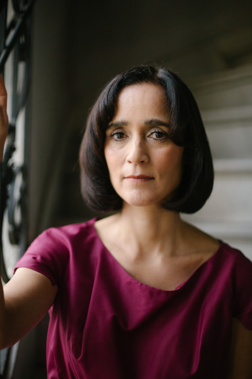 Julieta Venegas estrena «Caminar Sola», segundo adelanto de su próximo disco