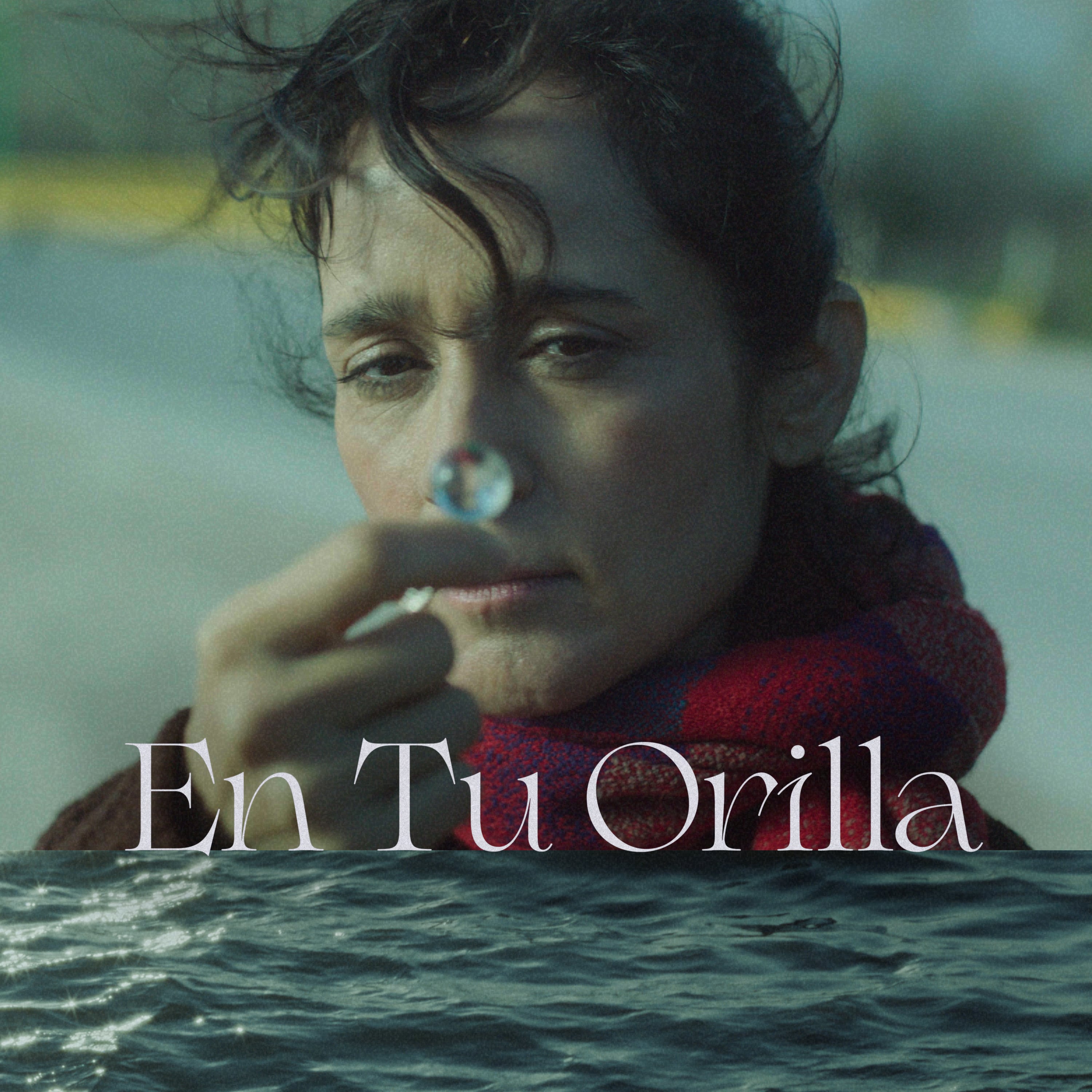 Julieta Venegas presenta “En tu orilla” tercer sencillo de su próximo disco.