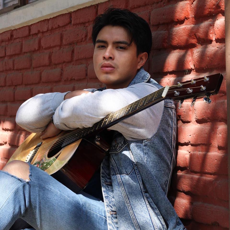 “En mi ausencia” es el nuevo single de Gabriel Castillo