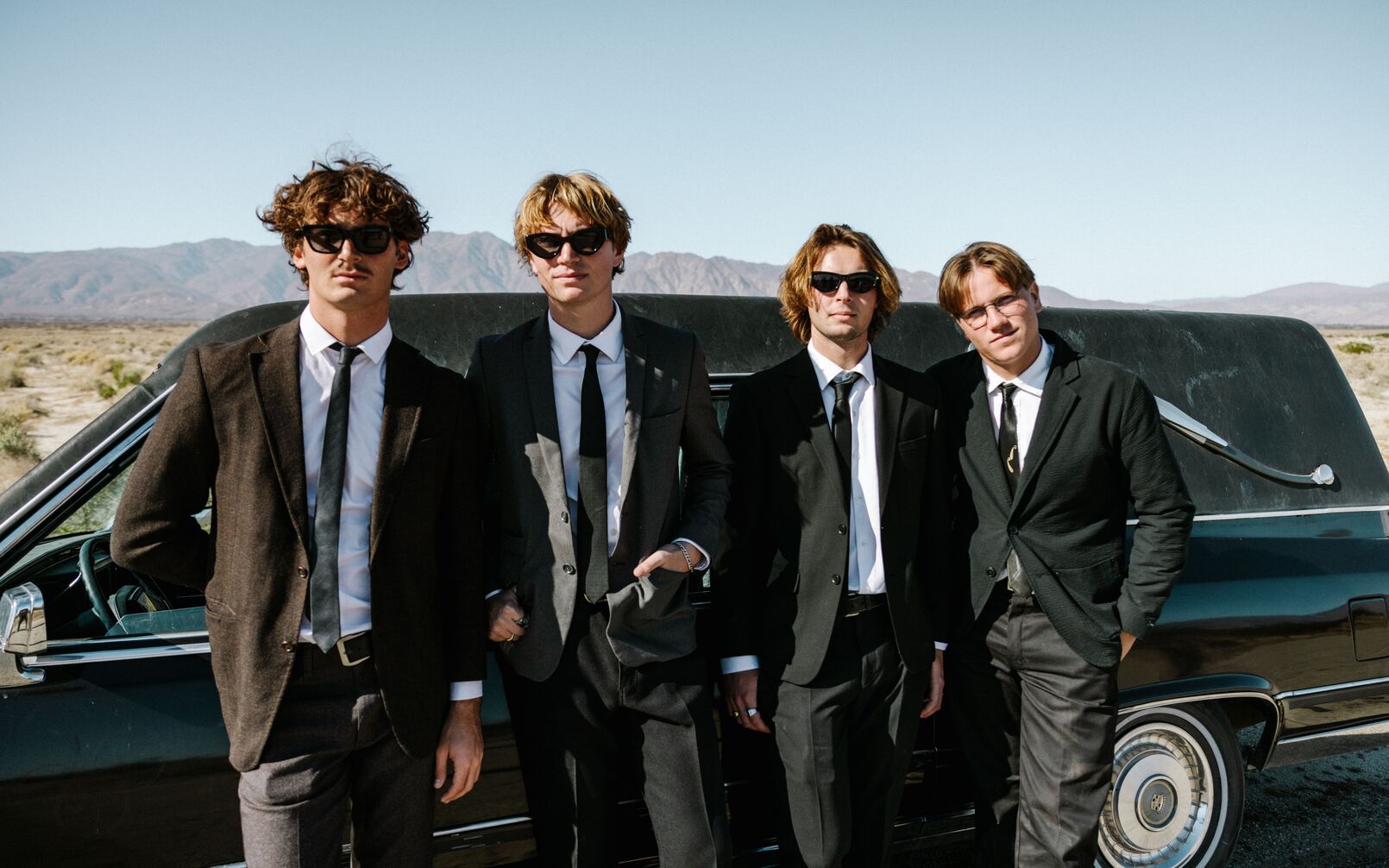 Ya suena «Outta Their Minds» el nuevo EP de Sun Room