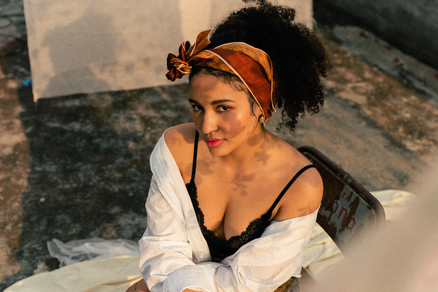 Escucha «Lento» el nuevo sencillo de Malaika que te hará querer llevar las cosas a tu ritmo