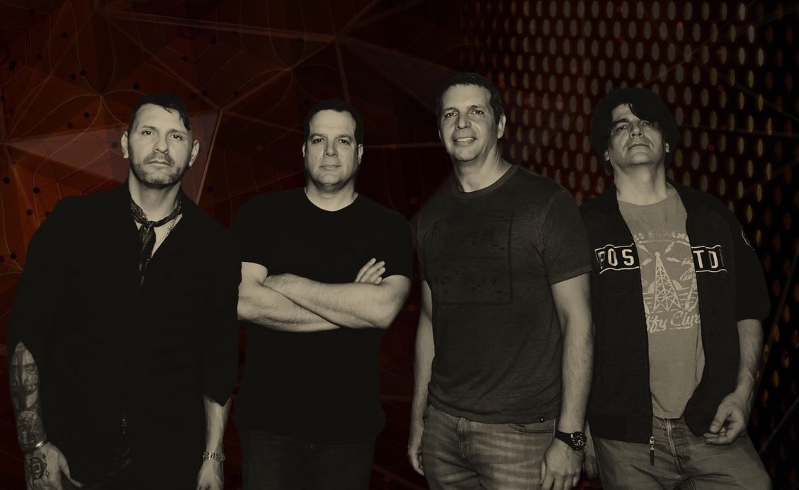 CIONICO presenta un balance de su disco ‘No hay espacio en el cielo’