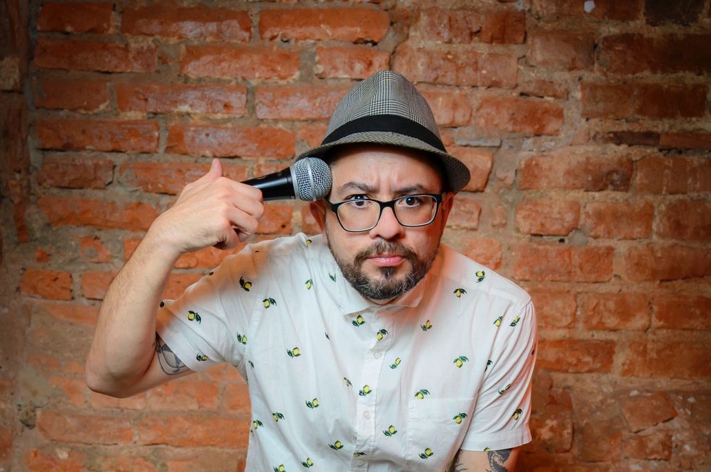 Arturo J. Flores presentará el show de stand up comedy “Deadline” este 24 de agosto