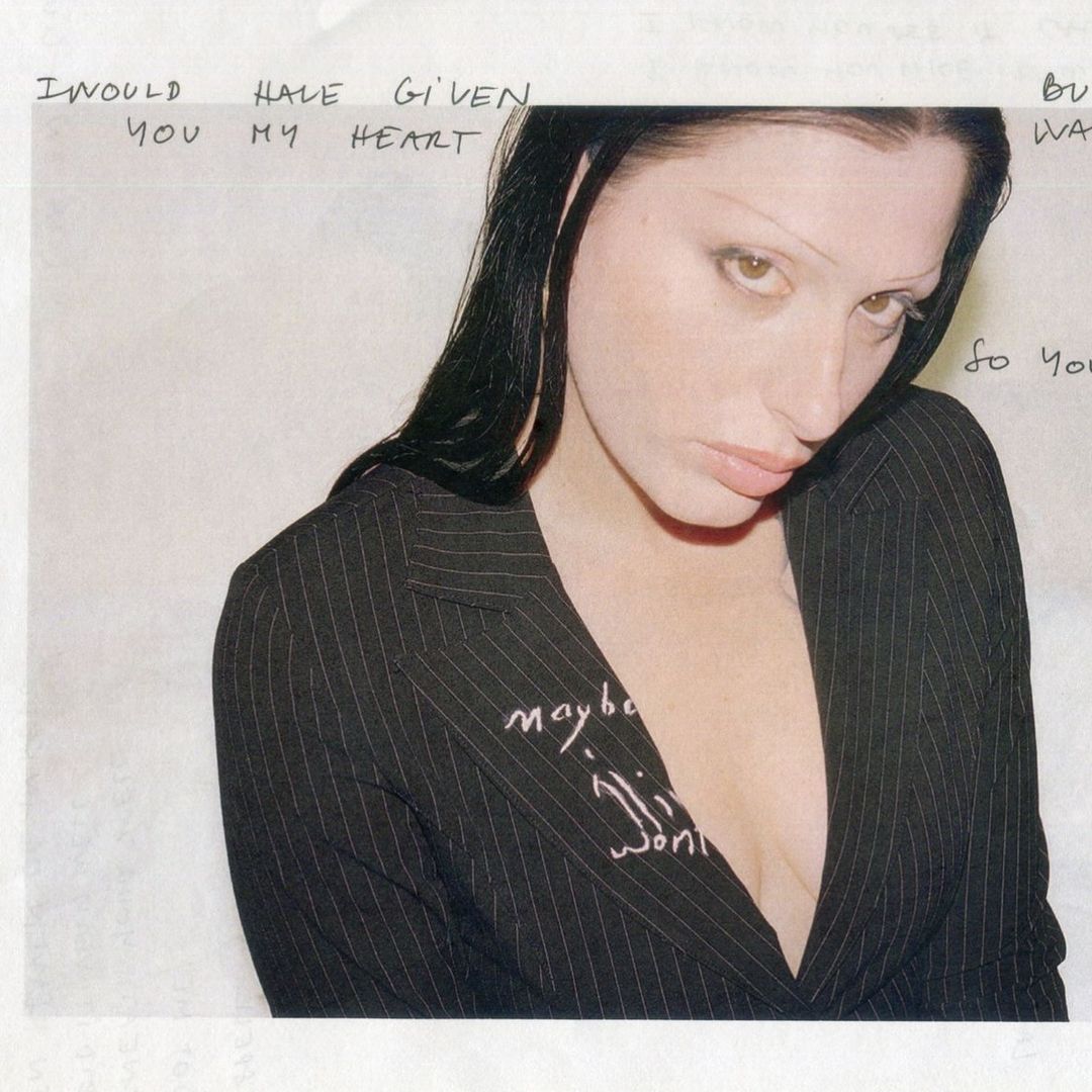 La Favi y “I’m Pretty”: Un Viaje de Resiliencia y Expresión Urbana