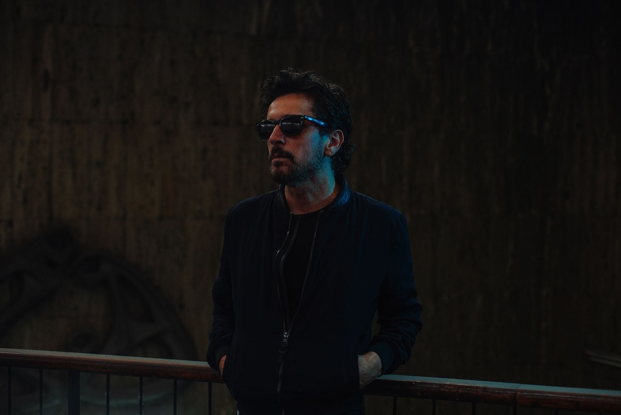 El Dependiente comparte: “¿Cómo hacen los demás?, en colaboración con Enero Será Mío