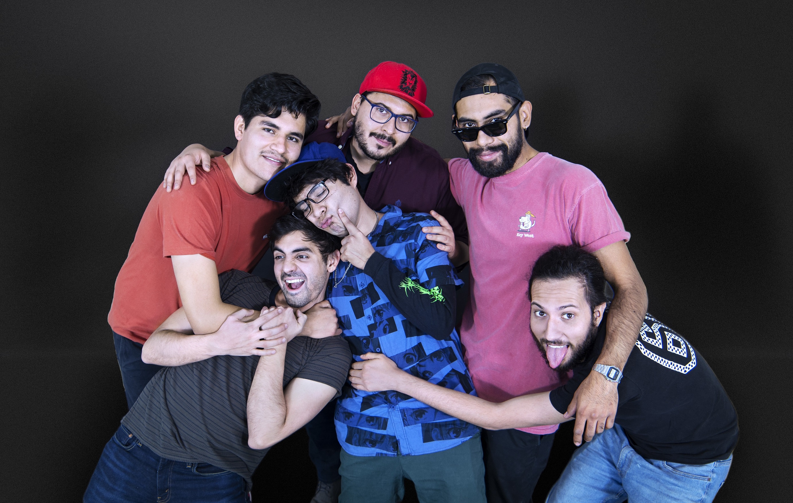 DJ Perro presenta su álbum “Mega-Canix” con un enfoque gamer