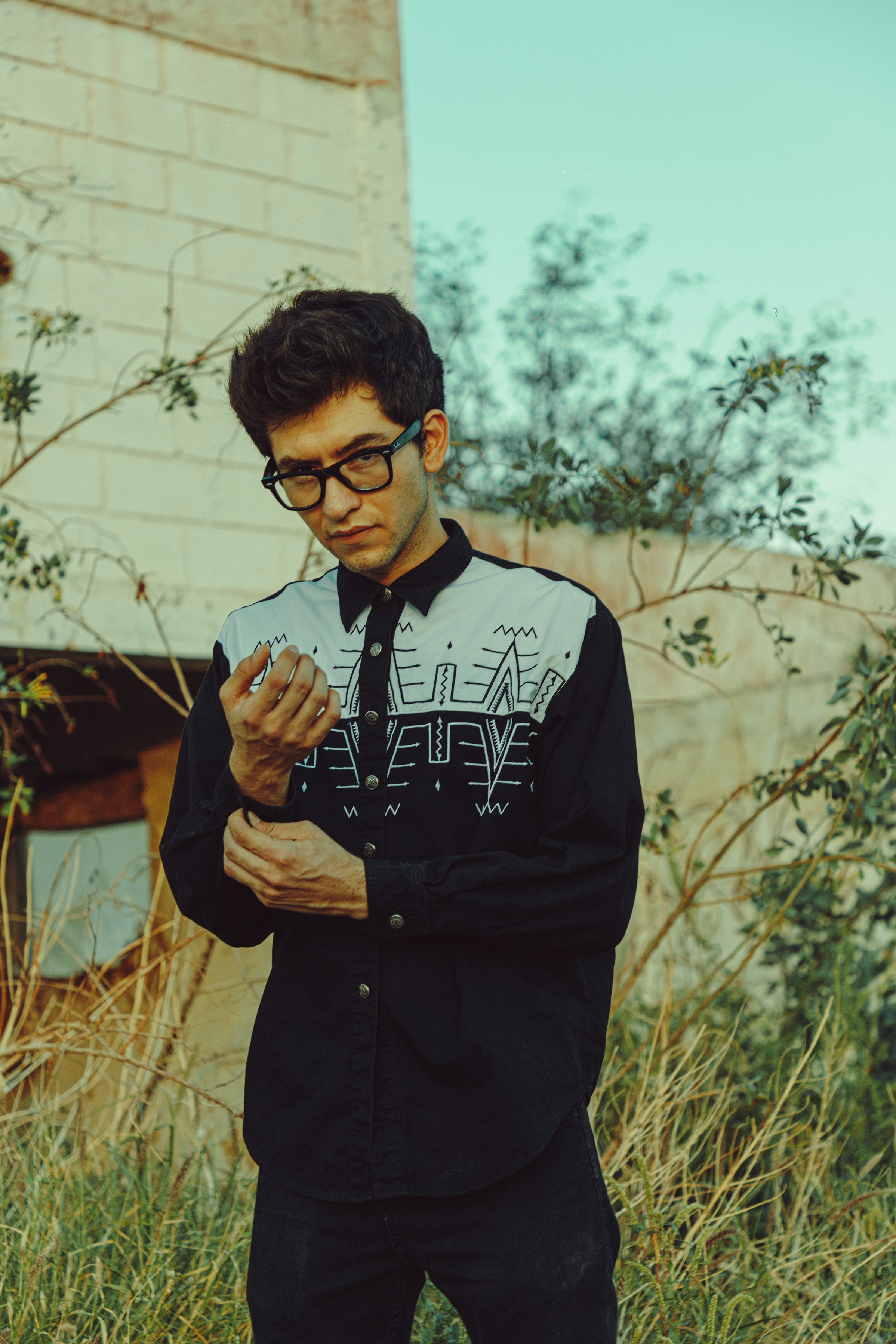 Loui Martz presenta »Happy Maladay»