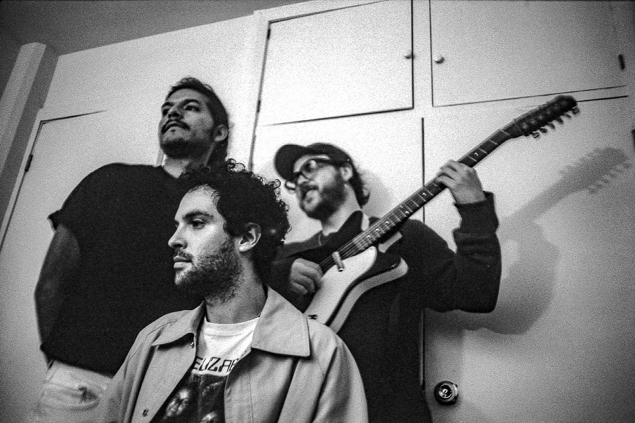 Supersilverhaze presenta su nuevo sencillo: «FLOTUS»