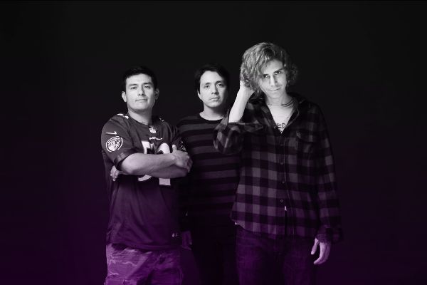 PURPLE PIG SE PONE SUCIO Y RUIDOSO CON GUNK