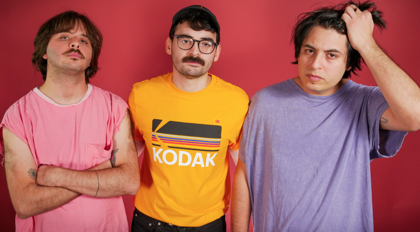 Escucha «Don’t Wake Me Up», lo nuevo de Mold!