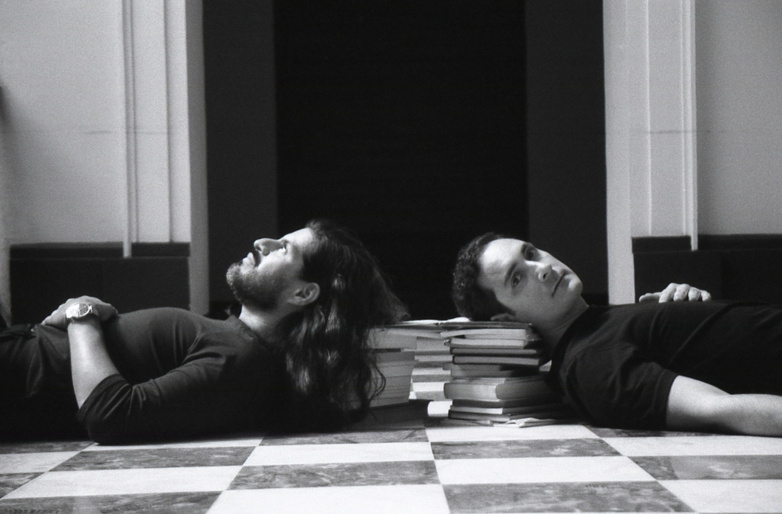 Rodamundos comparte su primer sencillo «Caparazón»