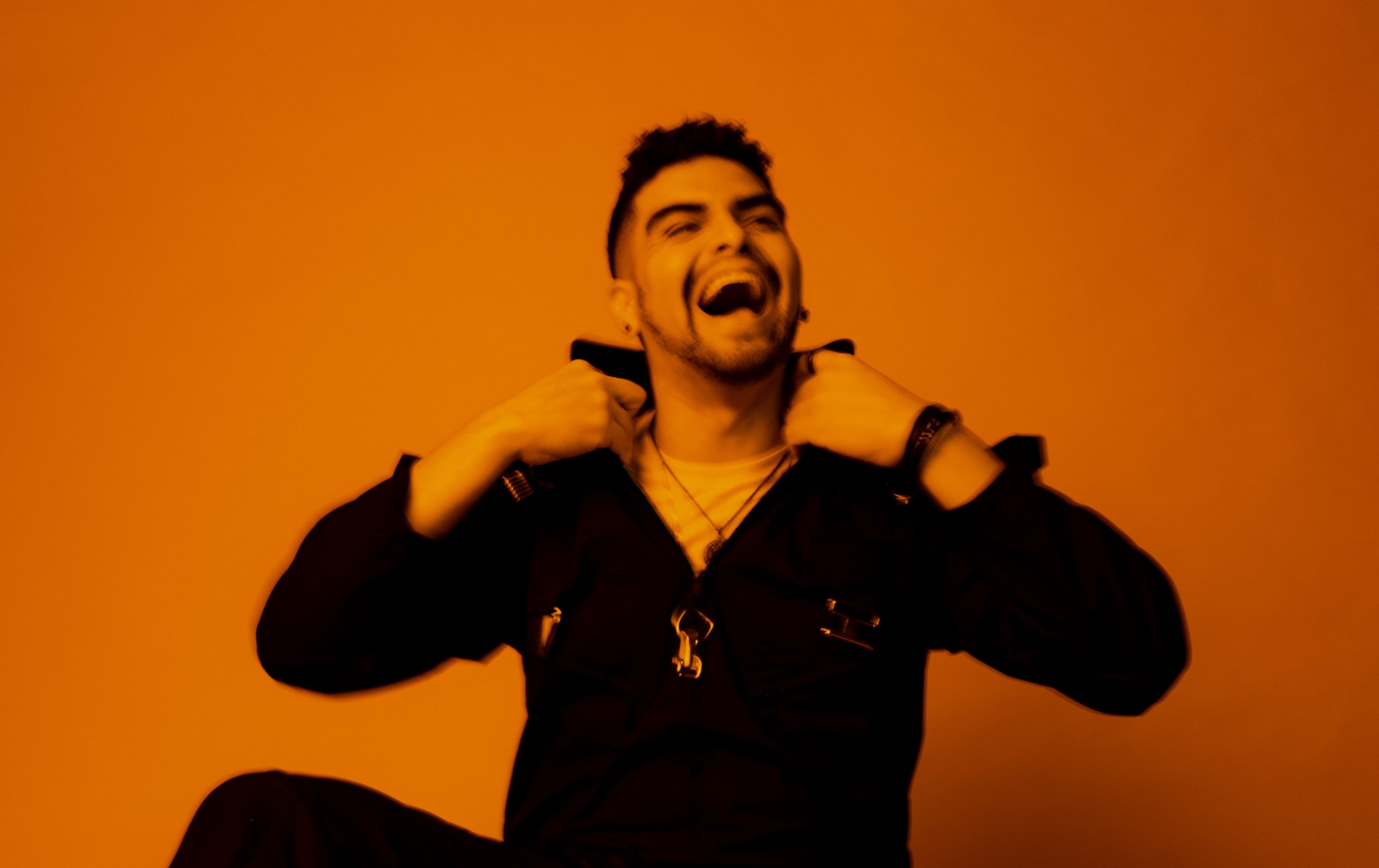 JACE Carrillo Lanza «Equinox»: Dos corazones en la inmensidad del cosmos