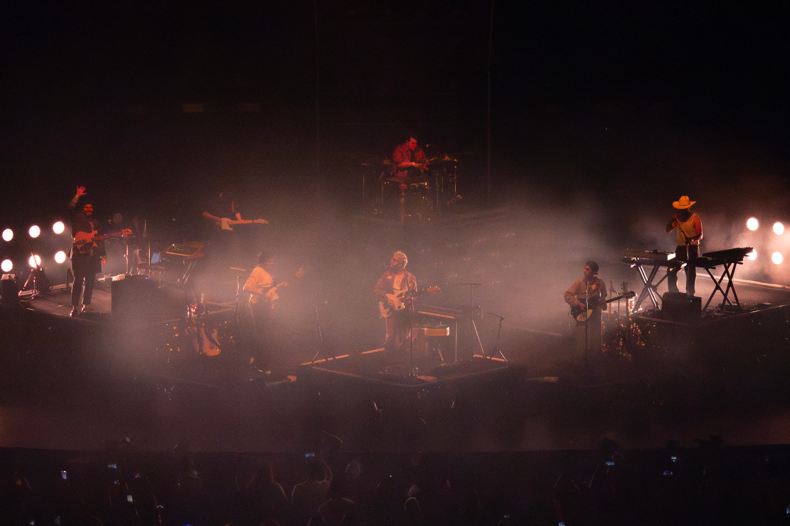 Little Jesus recibe el Presente con los brazos abiertos en el Auditorio Nacional