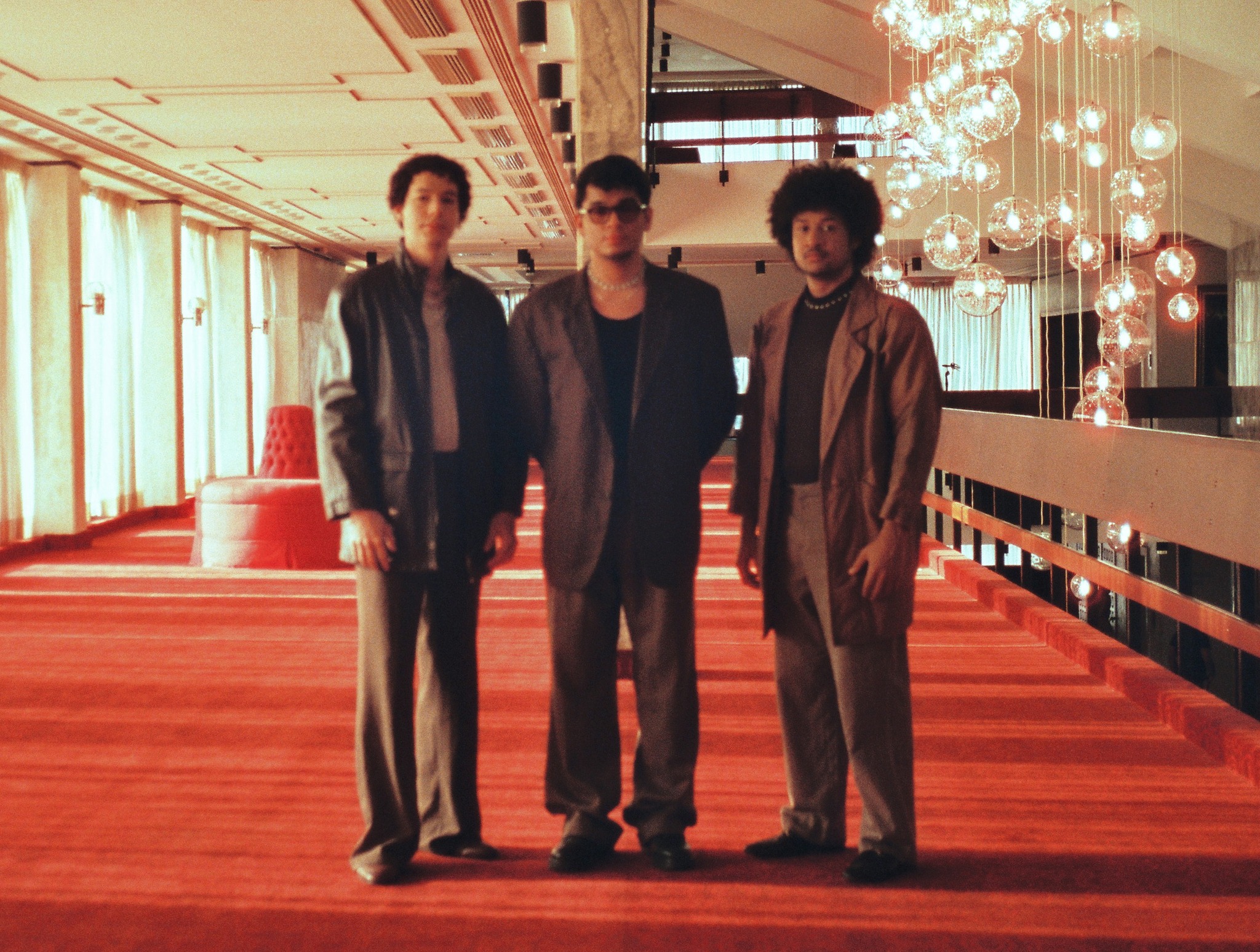 SOLO FERNÁNDEZ PRESENTA «INVISIBLE» LA TERCERA ENTREGA DE SU NUEVO ÁLBUM