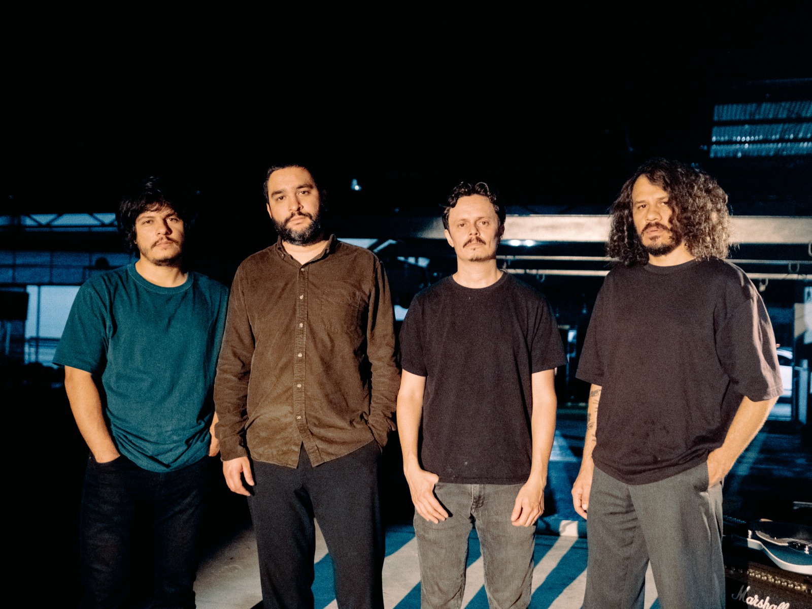 El grupo ADIÓS COMETA regresa con un sonido feroz en «DIENTE DE LEÓN»