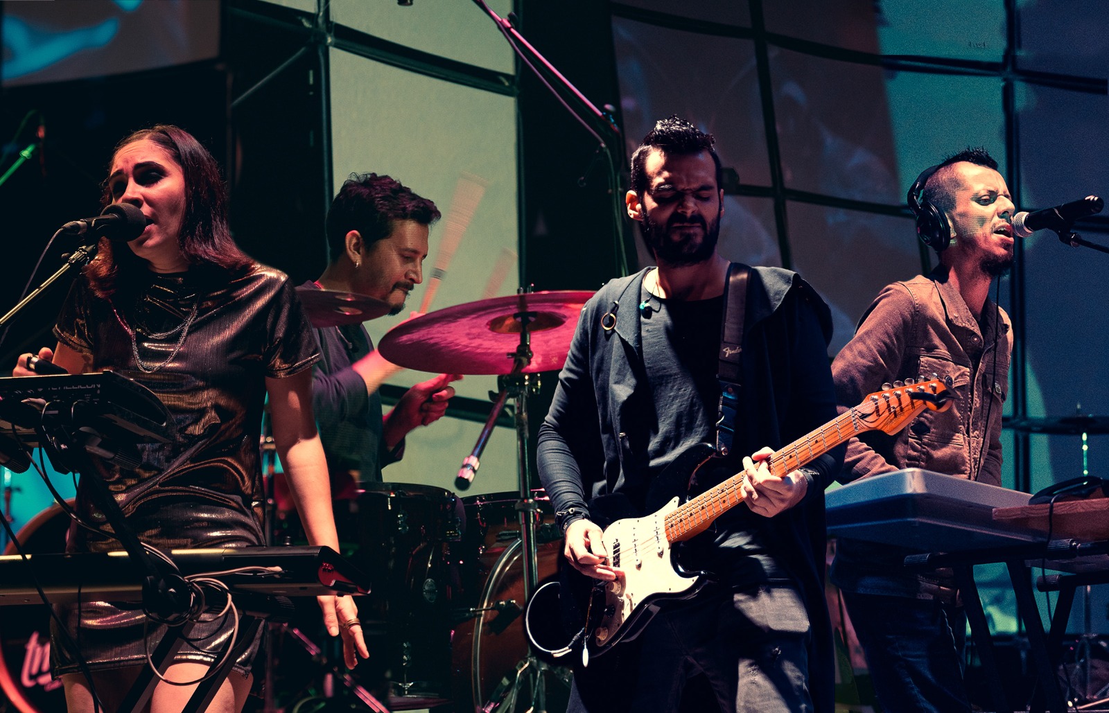 Ferales lanzará su disco homónimo <strong>con un box set y una experiencia sensorial</strong>