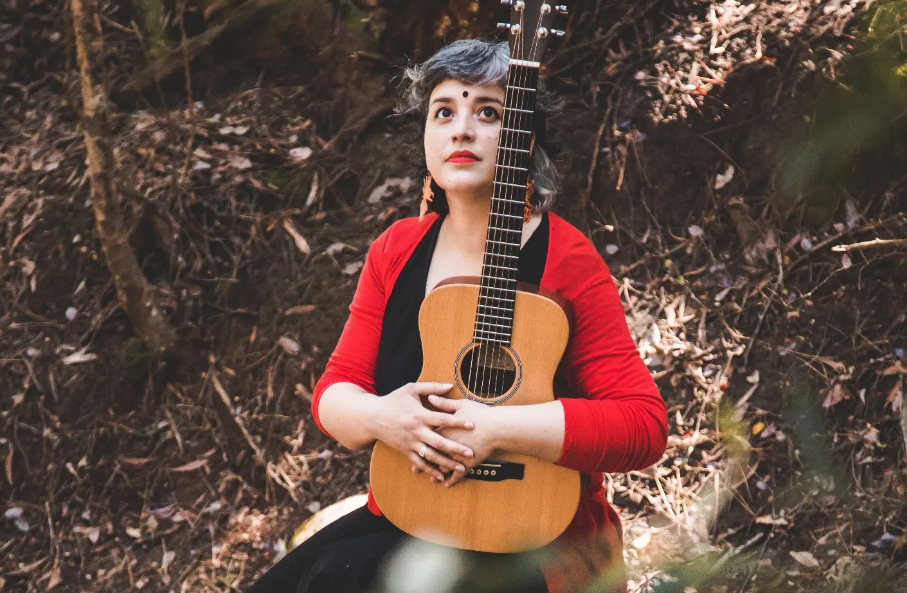 Rocío Peña: música, memoria y mensajes de equidad | Entrevista