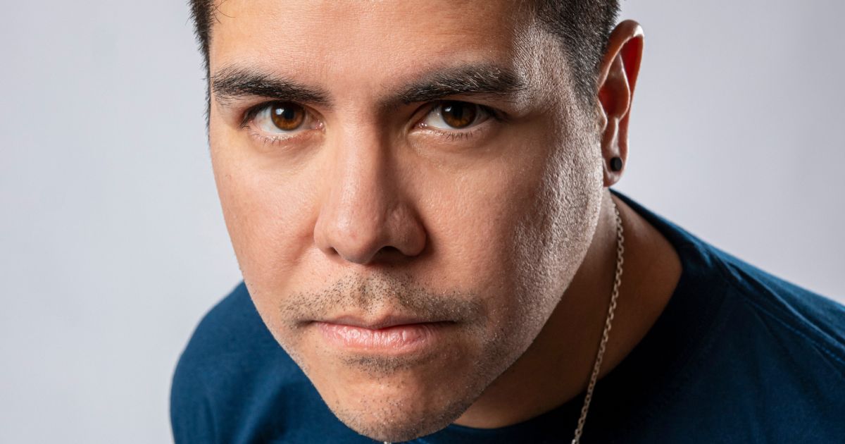 El Turok debuta en la escena musical peruana con ‘Amor Tóxico (Contesta el WhatsApp)’