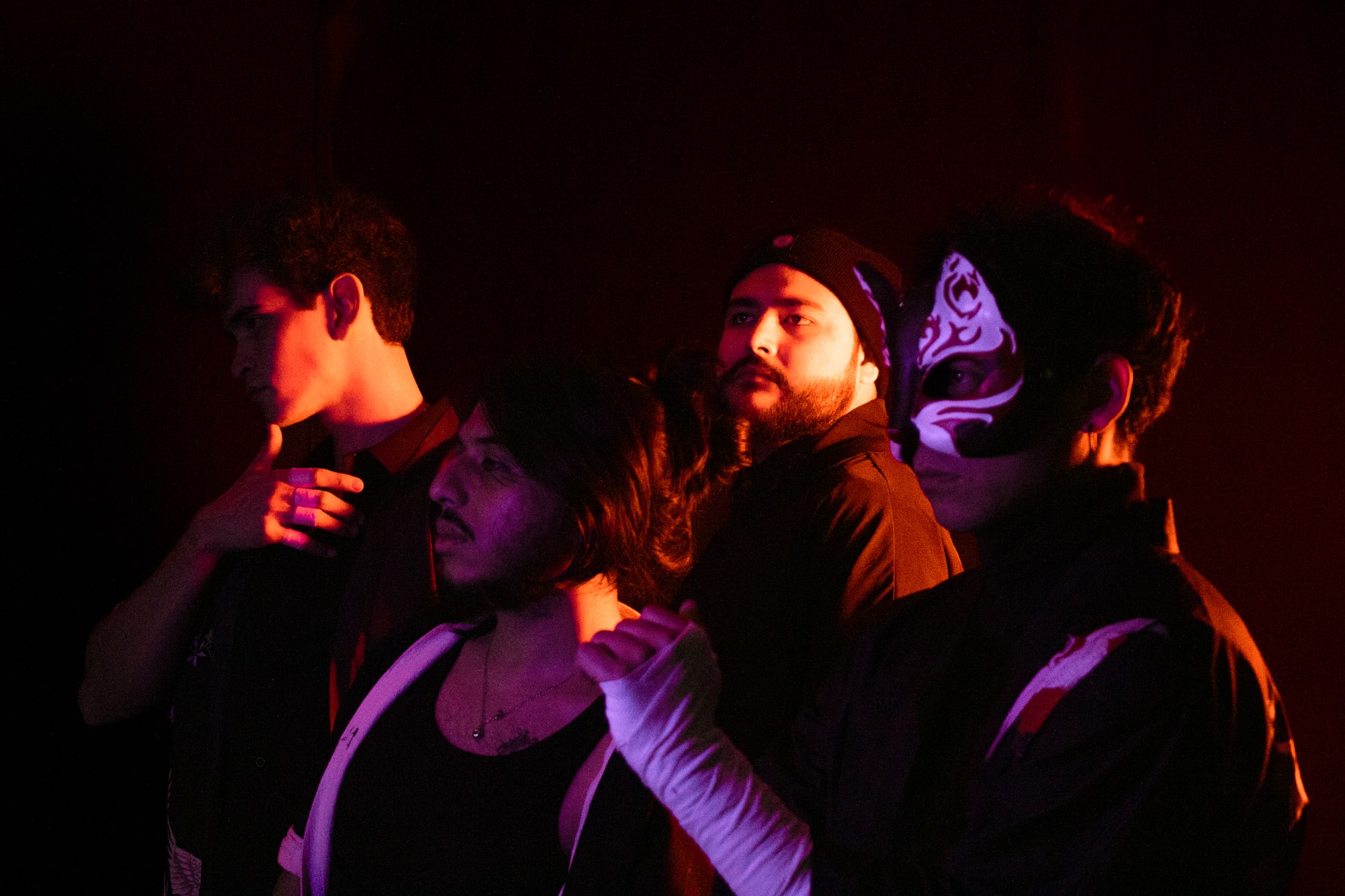 Amiura lanza DEEP: melancolía alternativa con identidad propia