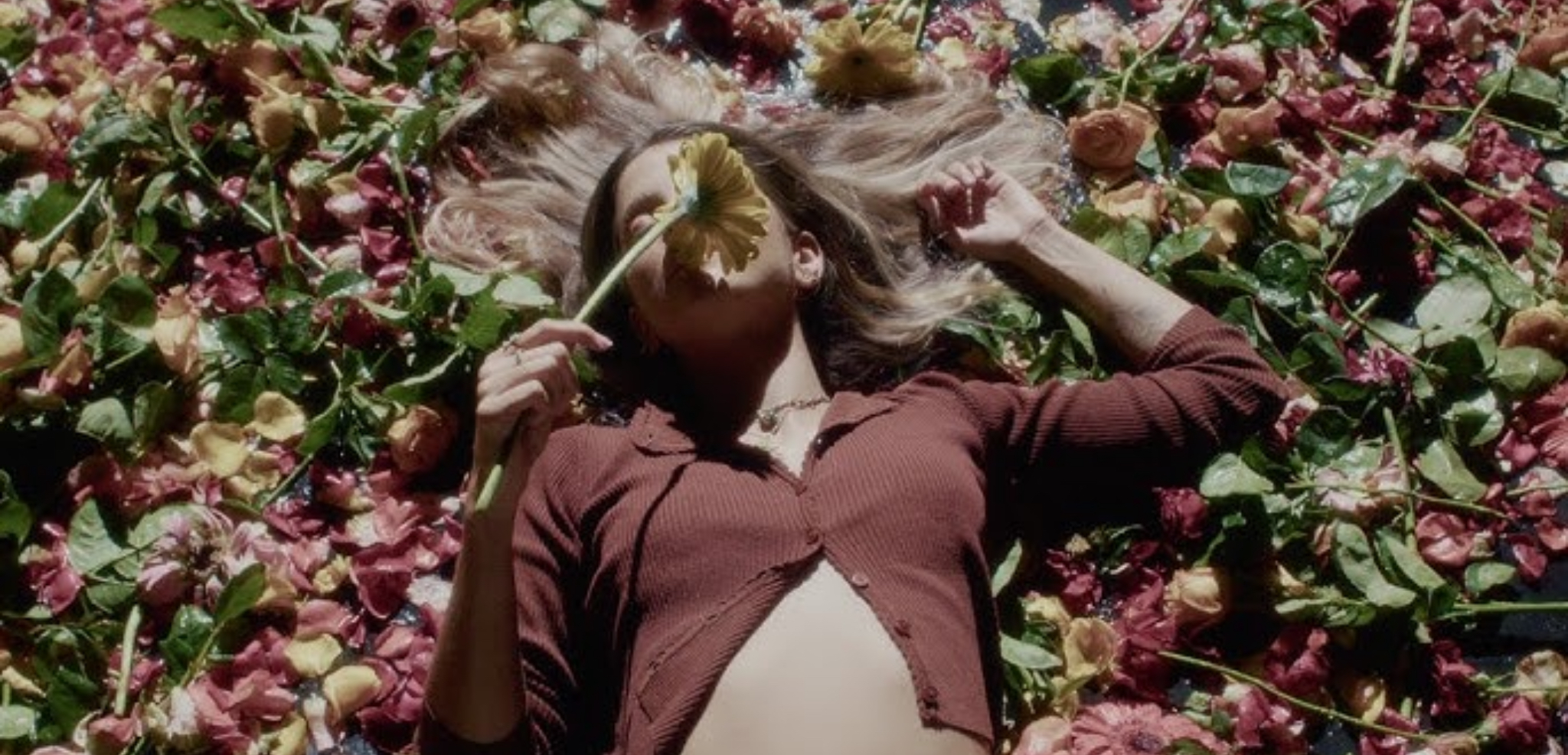 Reyno florece con su nuevo sencillo “Flor”