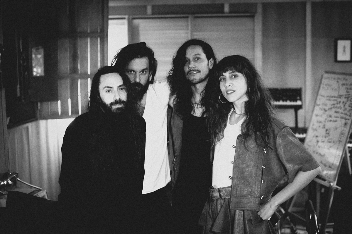 Promiseland presenta una live sesión desde con Mazmorra Brillante y Jay de la Cueva