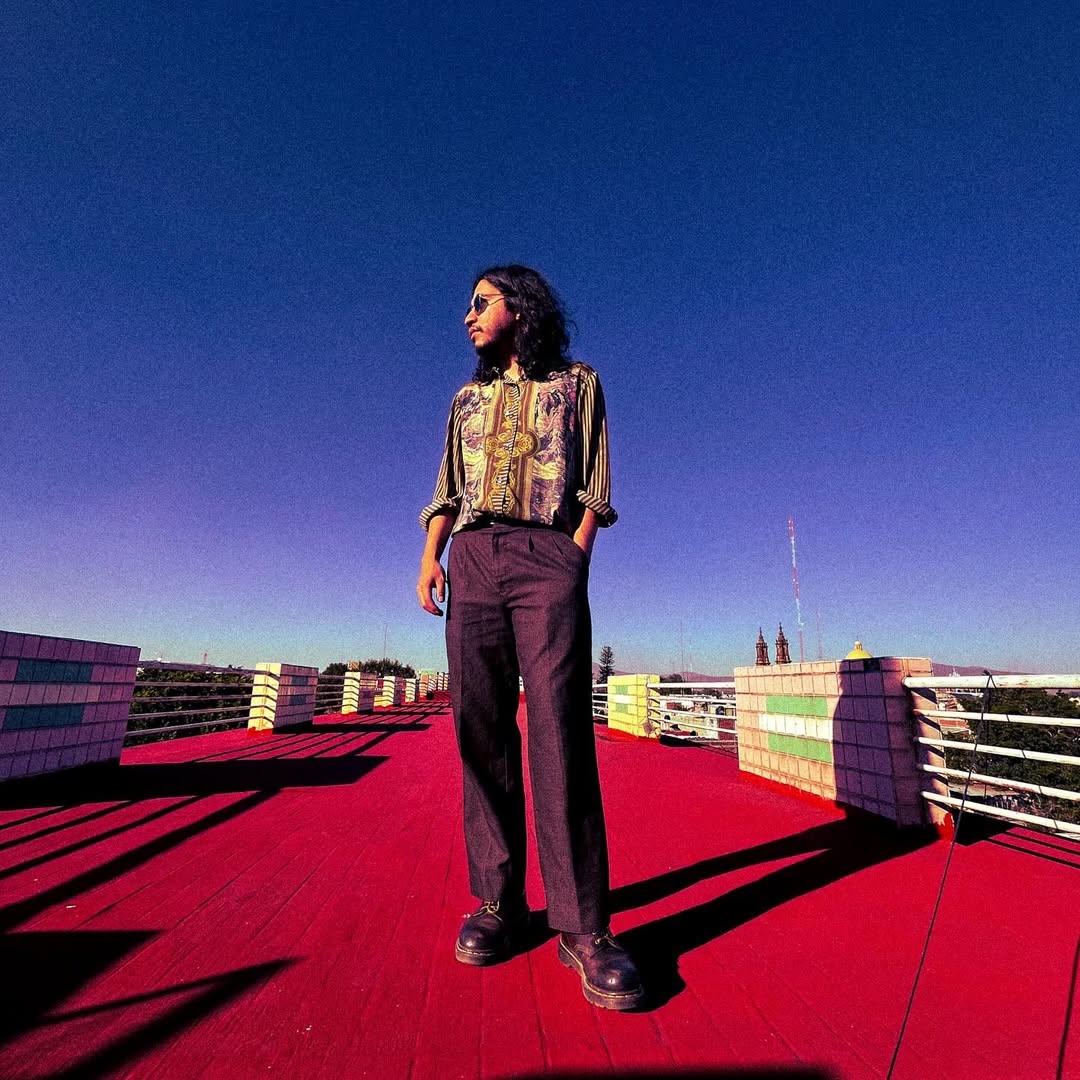 Rafa Arreguín estrena su nuevo álbum «Reflexiones y Delirios Musicalizados» | Entrevista