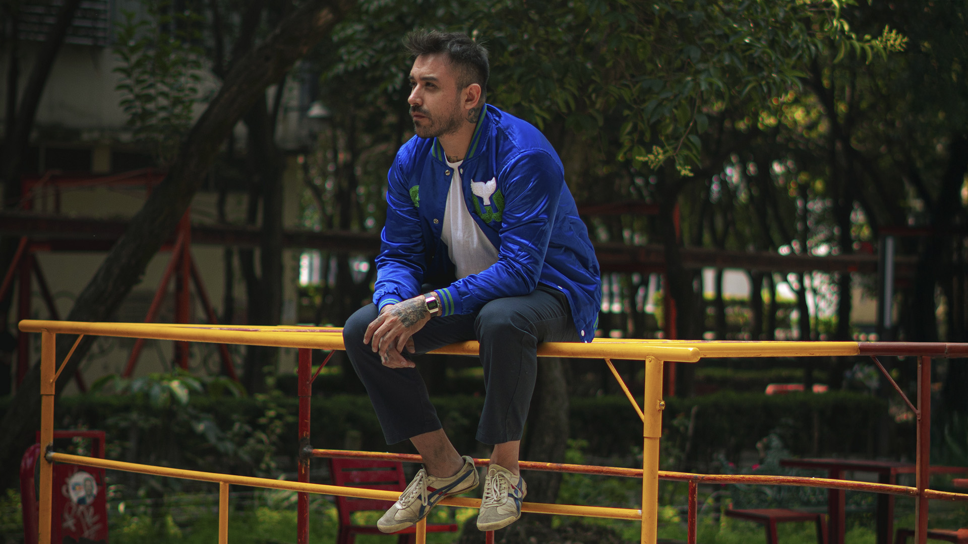 HMILES: Componer nueva música es un acto de rebeldía | ENTREVISTA