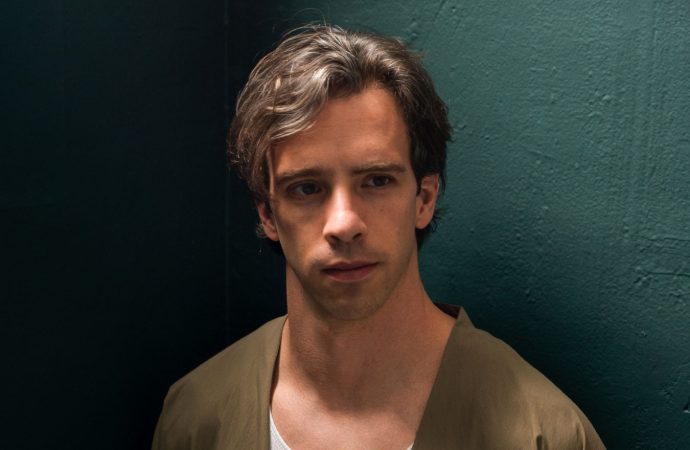 Fran Diego llega con un «Relámpago el Silencio»