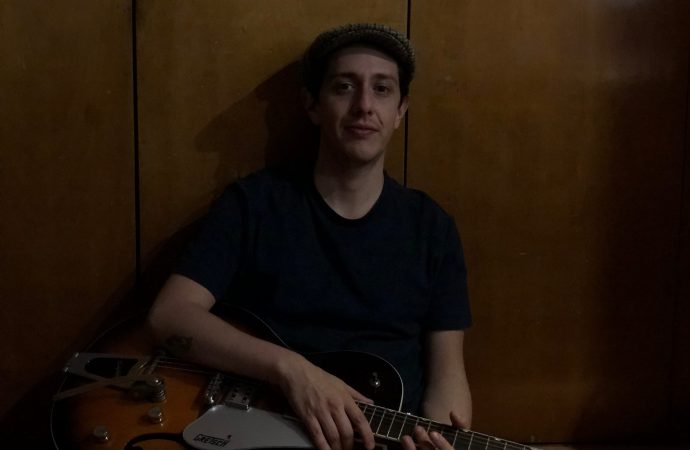 «Blusio» de Fer Oscos: Cuando el blues se convierte en viaje y mutación