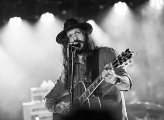 Escucha «Passage», el nuevo álbum de Shawn James en Foro Indie Rocks!